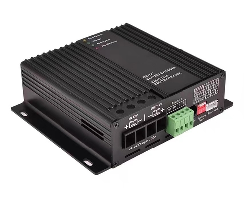 Ładowarka akumulatorów 12V 30A DC Aluminm Materiał do jachtu łodzi RV