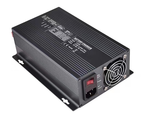 Ładowarka 12V 30A Lifepo4 Ładowarka AC DC do akumulatorów litowo-żelazowo-fosforanowych