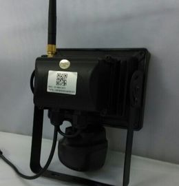 CMOS Floodlight Wifi Security Camera 2,0 megapiksela 8 użytkowników jednocześnie monitoruje