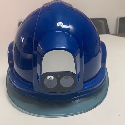 Niebieski inteligentny kask bezpieczeństwa z wbudowaną kamerą 4G WIFI GPS Blue Tooth Multi Intercom Centralna platforma monitorowania
