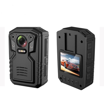 1080P HD Personal Body Camera 2,0-calowy wyświetlacz LCD Wbudowany akumulator 32 GB / 5000 Mah