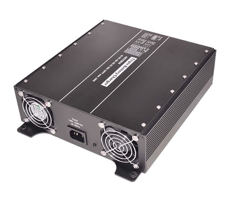 60A Maks. Prąd ładowania Ładowarka akumulatora MPPT Solar Board z czujnikiem temperatury Monitor MT-2 i modułem Bluetooth